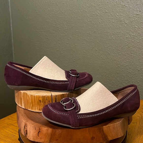 MOSSIMO SUEDE BURGUNDY SLIP ON SHOES - Picture 2 of 14